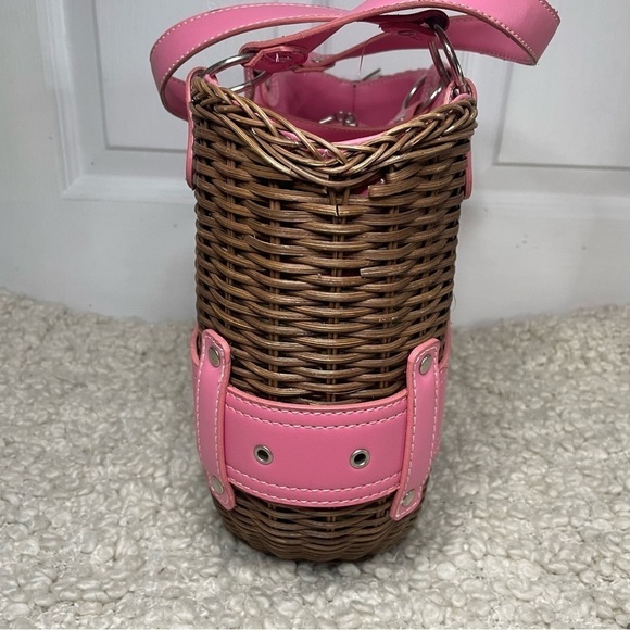 Vintage Y2K Wicker Basket with Pink Detailing Purse Bag - Picture 4 of 9